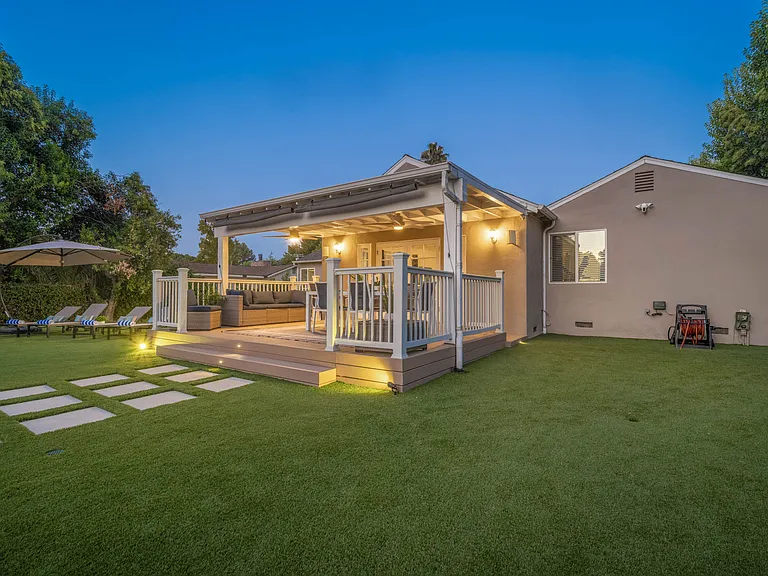 5659 Corbin Ave — Photo 56