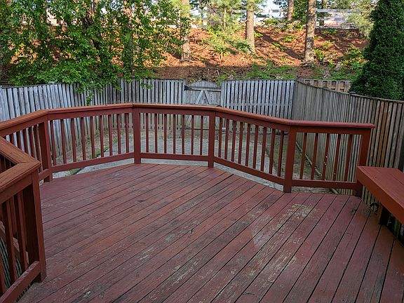 3rd image of 9837 Bale Ct