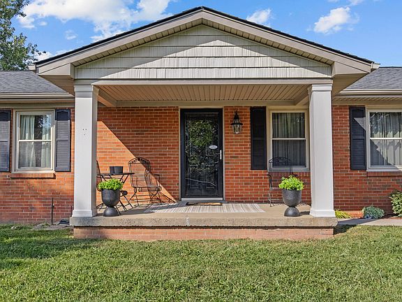 4th image of 123 Mountain View Dr