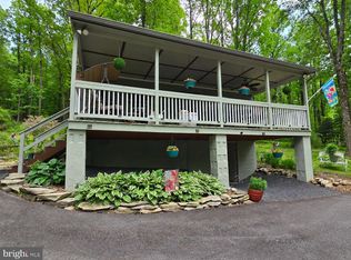 45 Twin Oak Dr, Aspers, PA 17304
