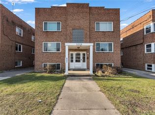 5208 Lee Rd APT 4, Maple Heights, OH 44137