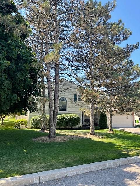 1st image of 5615 Drake Hollow Dr W #61