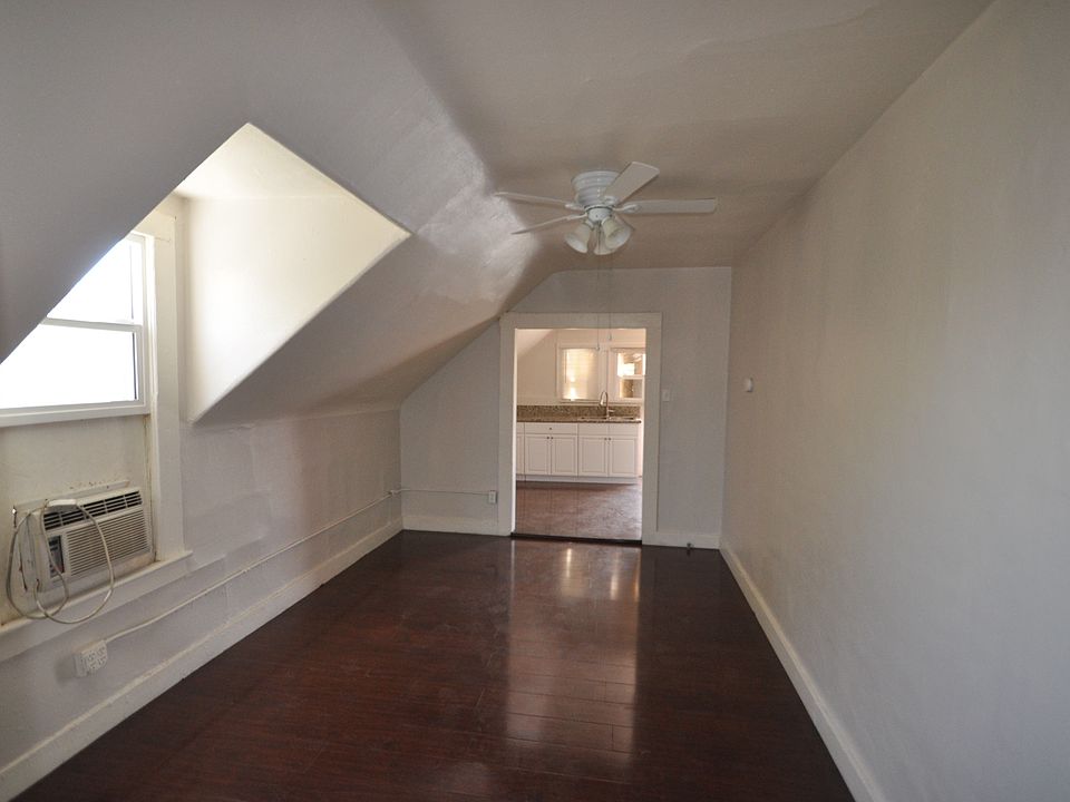 2nd image of 2908 6th St