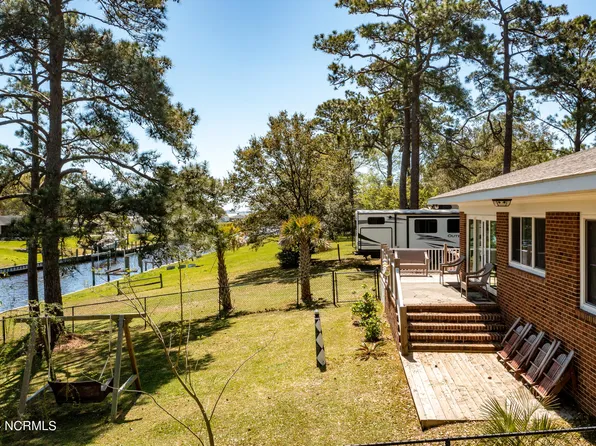 315 Holly Lane, Newport, NC 28570