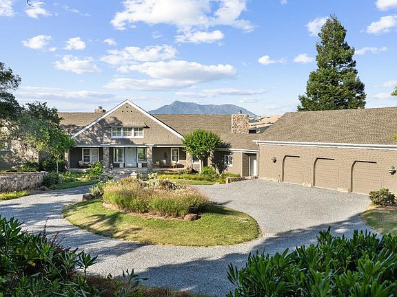 4th image of 12111 Chalk Hill Road