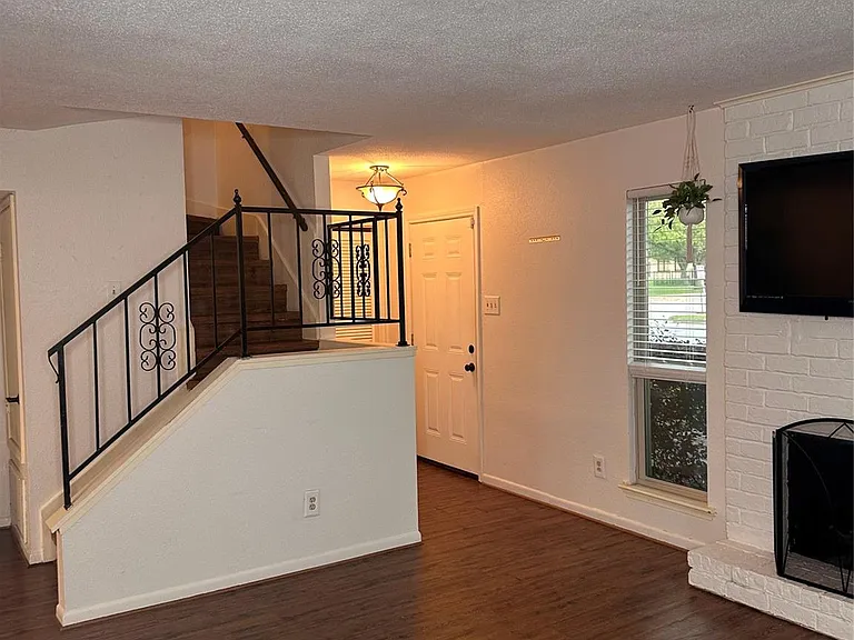 1413 Bonanza Rd #413 — Photo 7