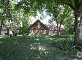 1555 N Bluff St, Morris, IL 60450