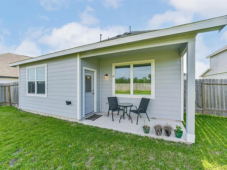 4907 Luke Mathew Dr — Photo 37