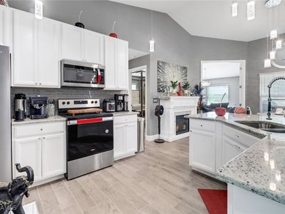 2807 18th St W, Lehigh Acres, FL, 33971