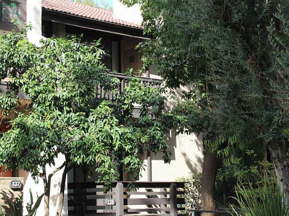 2nd image of 21821 Burbank Blvd Unit 136