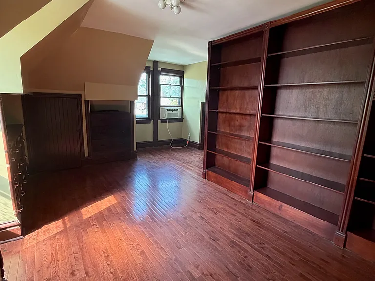 2314 Louisiana Ave #2F — Photo 10