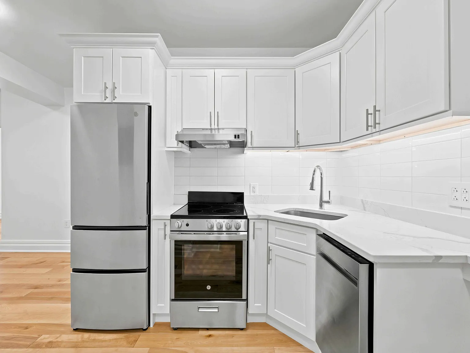122 Norfolk Street — Photo 4