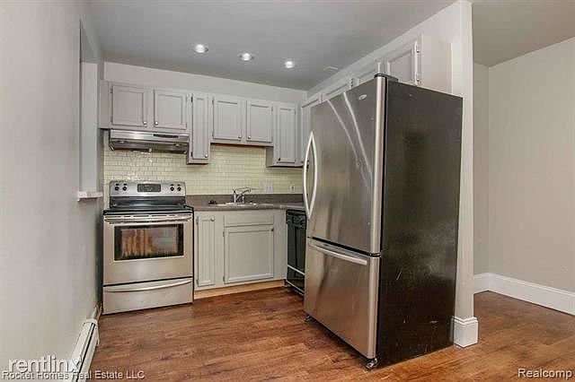 1st image of 120 Seward St #11/109