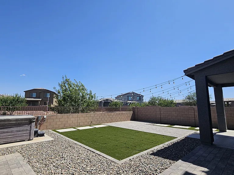 10679 W Golson Dr — Photo 33