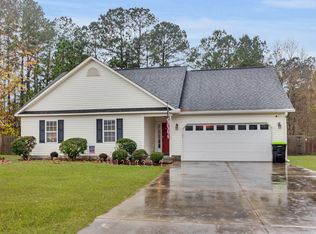 158 Oakley Dr, New Bern, NC 28560