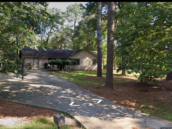 525 Huntington Dr, Alpharetta, GA 30004
