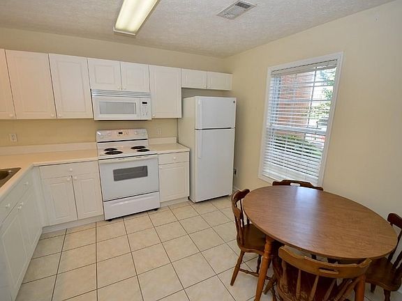 2nd image of 1477 N Donahue Dr APT 809