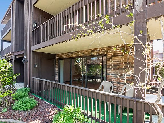 2nd image of 9535 Southwest Hwy APT 2
