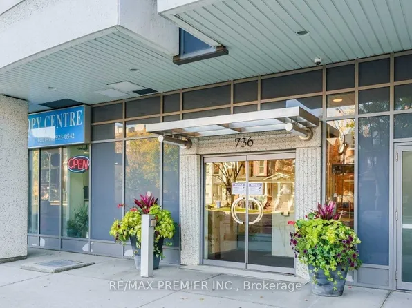 736 Spadina Ave, Toronto, ON