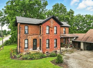 7298 Akron Rd, Sterling, OH 44276