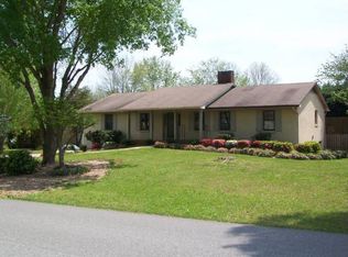 172 Roquemore Rd, Clemmons, NC 27012