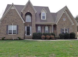 912 Springleaf Ct, Murfreesboro, TN 37130