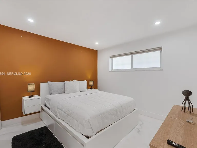 4101 Indian Creek Dr #507 — Photo 24
