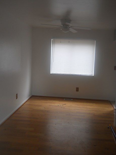 2nd image of 3018 Benchwood Rd