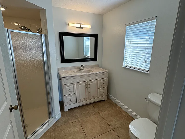 5519 Cynthia Ln — Photo 10