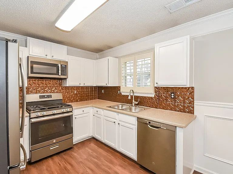 459 Pecan Wood Cir — Photo 7