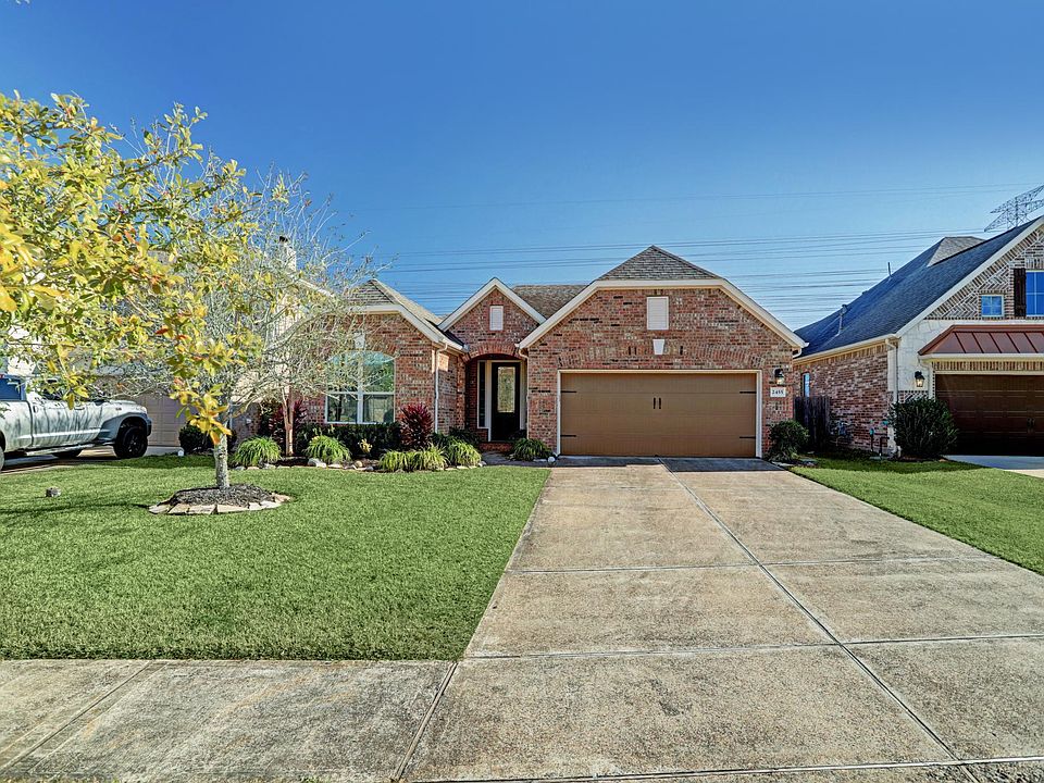 1st image of 2455 Porto Way