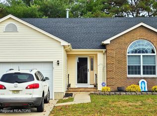 112 Westport Dr, Toms River, NJ 08757