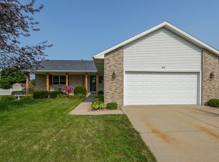 1621 Sun Ridge Dr, Bourbonnais, IL 60914