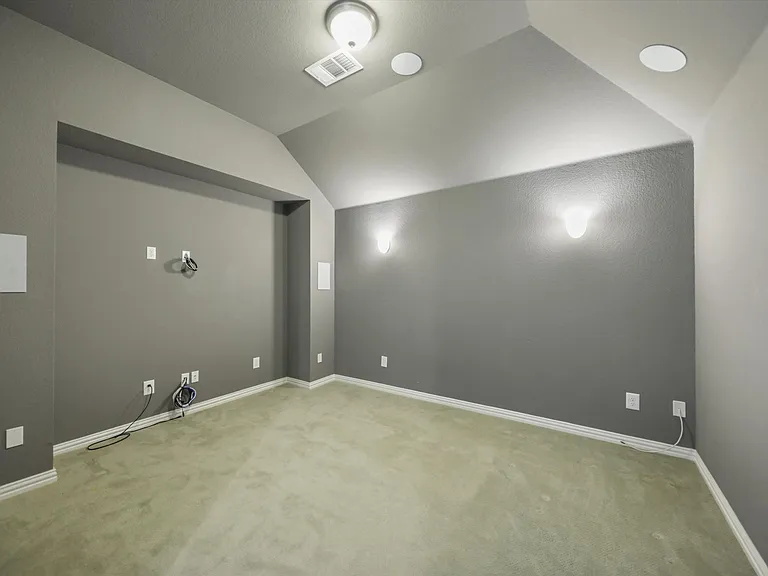 9920 Bitterroot Dr — Photo 18