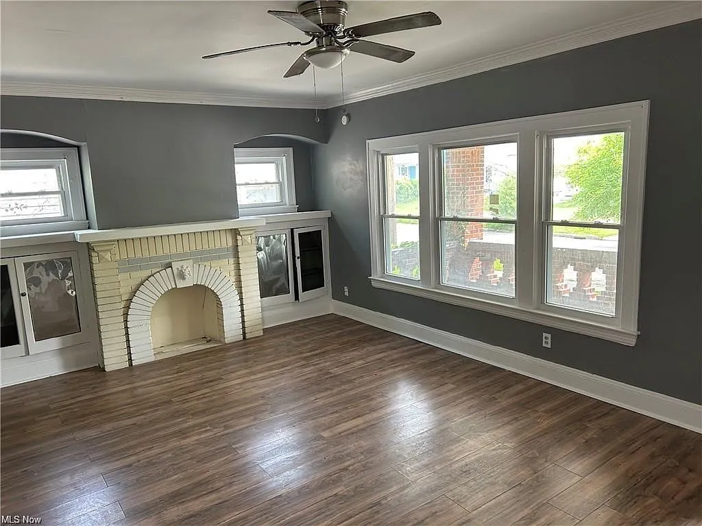 2 bed, 1116 sqft, $1,100 — Photo 2