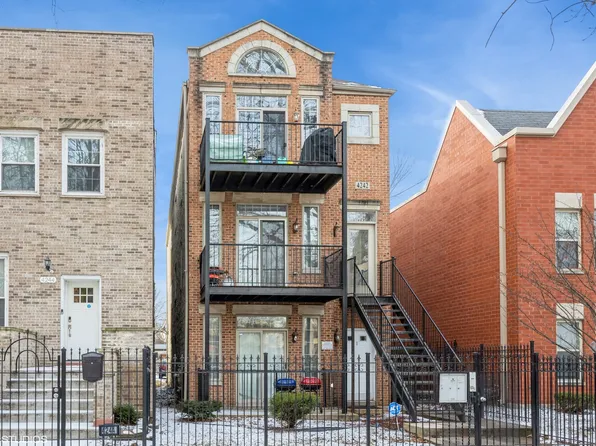 4242 S Prairie Ave #3, Chicago, IL 60653