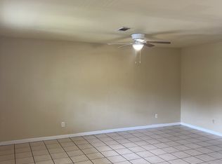 2401 W Main St #3C, Clarksville, AR 72830