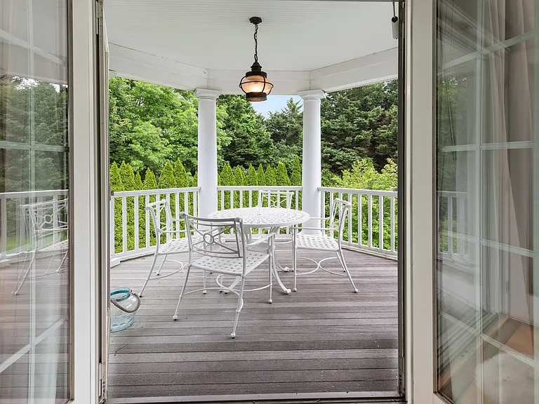 653 Head Of Pond Rd — Photo 47