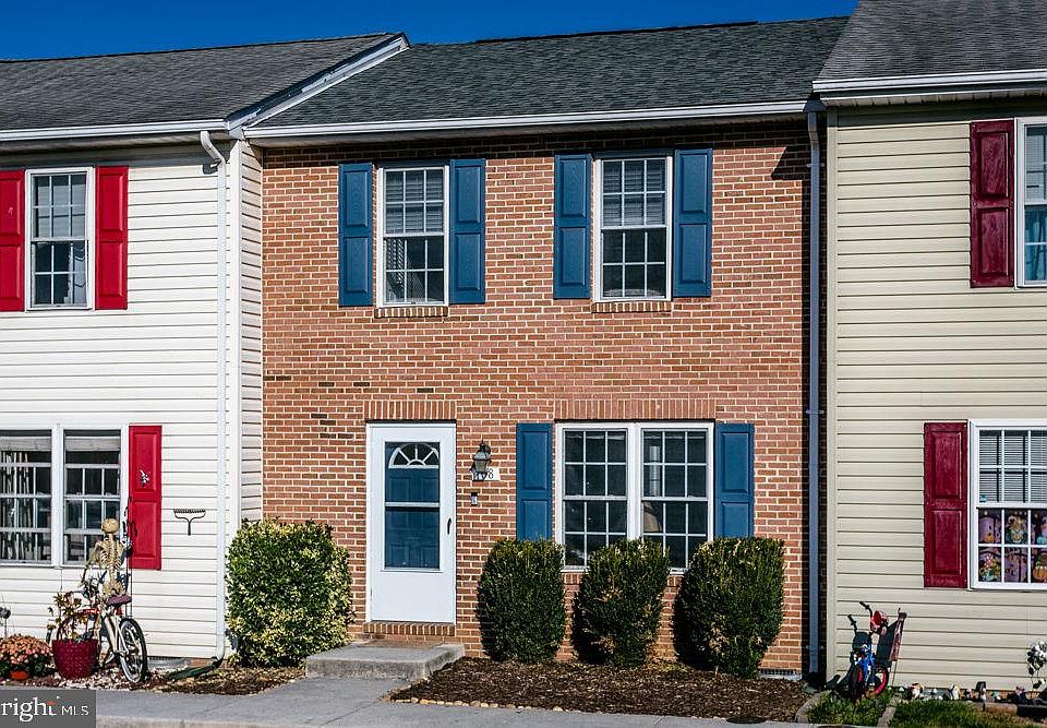 1st image of 108 Kadies Ln