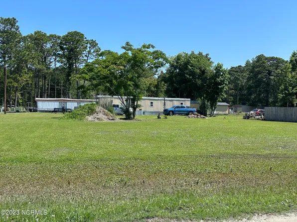 1402 14th Street, Midway Park, NC 28544