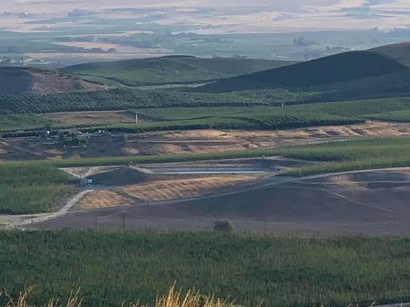 Nka Meadowlark Ln, Moxee, WA 98936