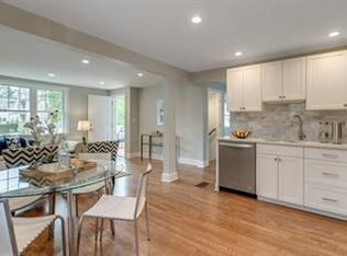 6-8 Hazelmere Rd #2A, Boston, MA 02131