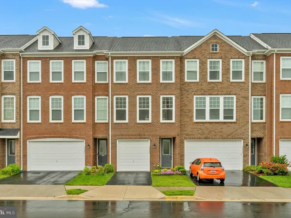 42248 Lancaster Woods Sq, Chantilly, VA 20152