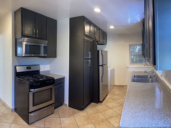 2nd image of 1251 Hyperion Ave