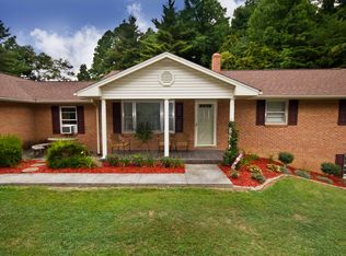 2461 Ridgeview Rd NW, Floyd, VA 24091