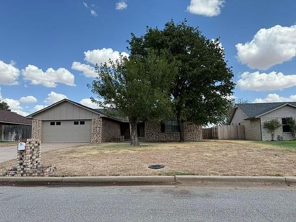 2nd image of 620 Taft St