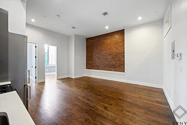 Rented by ERNY LLC | media 1