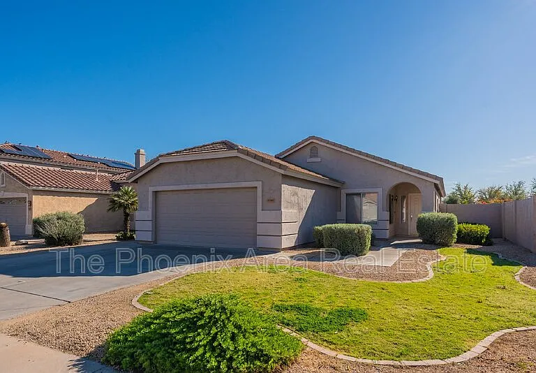 1261 N Balboa Dr — Photo 36