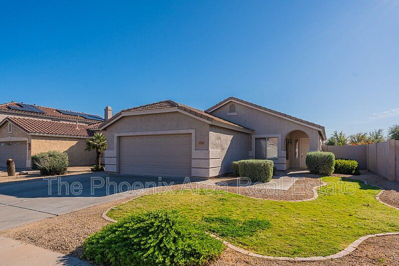 1st image of 1261 N Balboa Dr