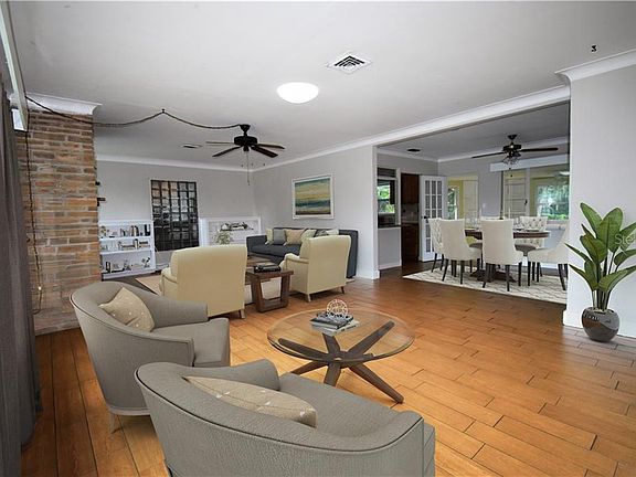 5th image of 504 Parkview Dr